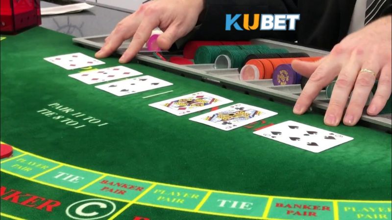 Cược đỏ đen các cửa Baccarat